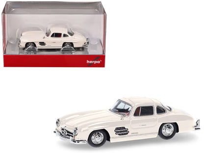 Mercedes-Benz 300 SL Gullwing White with Red Interior 1/87 (HO) Plastic Model Car by Promotex-DiecastModeler.com