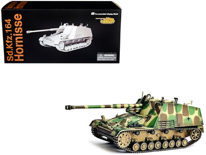 German Sd.Kfz.164 Hornisse "Nashorn" Armored Vehicle "German Army" "NEO Dragon Armor" Series 1/72 Plastic Model by Dragon Models-DiecastModeler.com