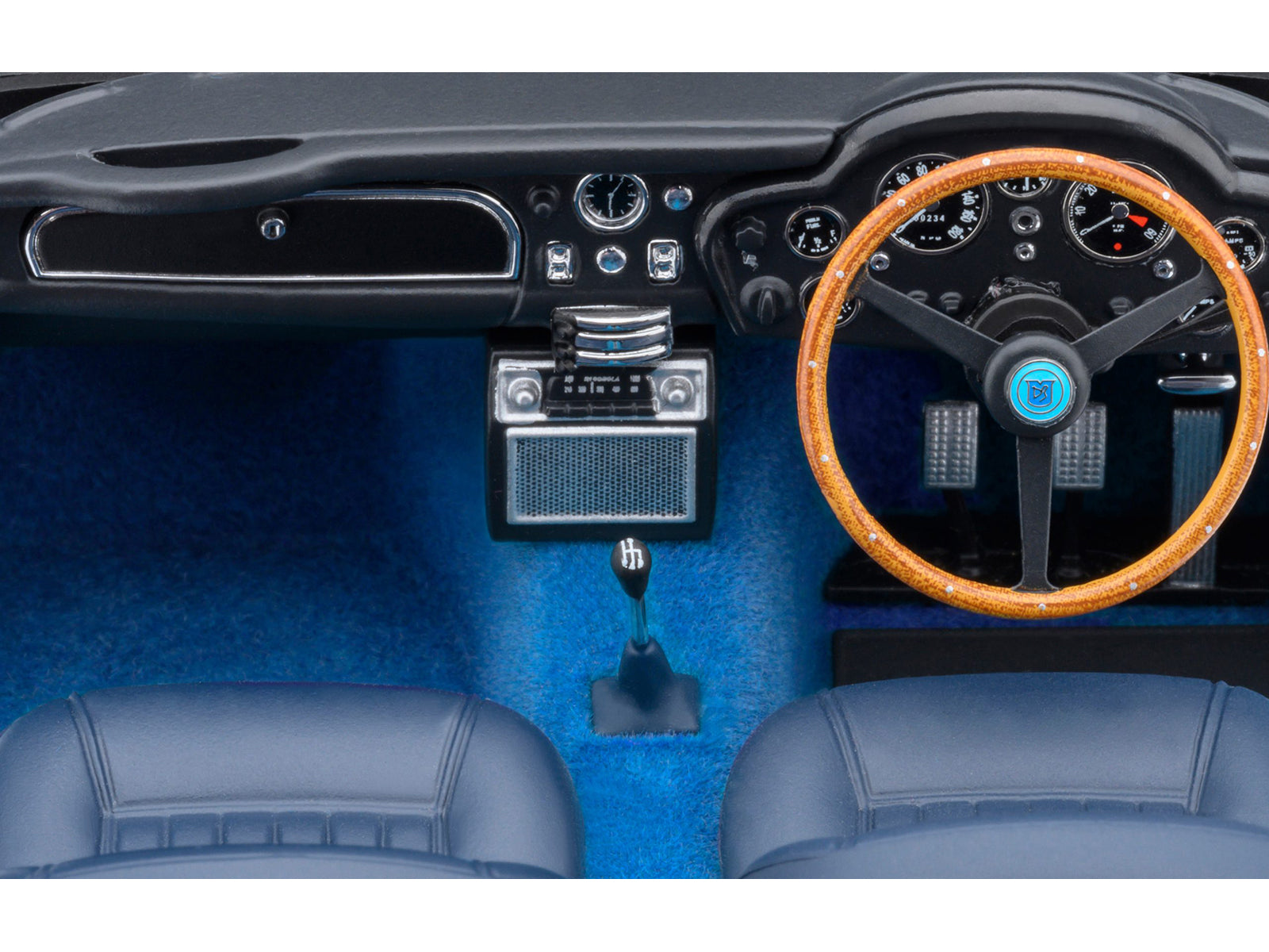 Aston Martin DB5 RHD (Right Hand Drive) Caribbean Pearl Blue Metallic 1/18 Model Car by Autoart-DiecastModeler.com