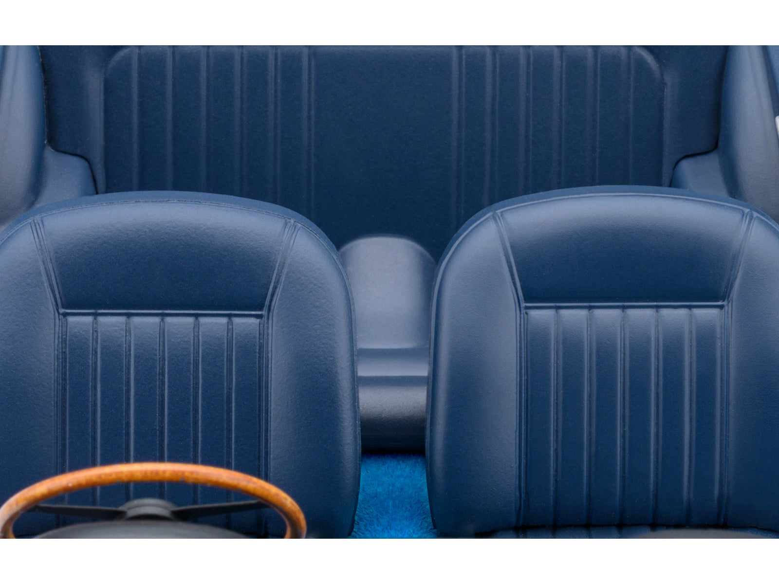 Aston Martin DB5 RHD (Right Hand Drive) Caribbean Pearl Blue Metallic 1/18 Model Car by Autoart-DiecastModeler.com