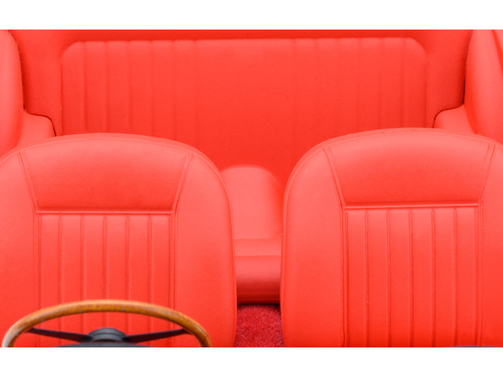 Aston Martin DB5 RHD (Right Hand Drive) Dubonnet Rosso Red Metallic 1/18 Model Car by Autoart-DiecastModeler.com