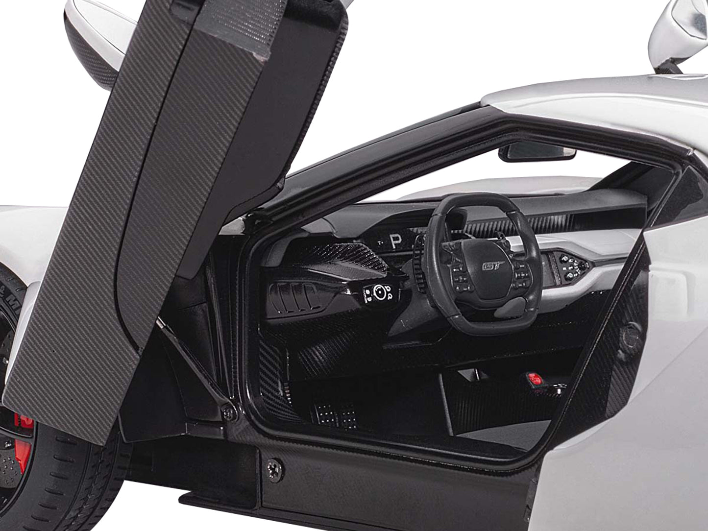 2017 Ford GT Frozen White 1/18 Model Car by Autoart-DiecastModeler.com