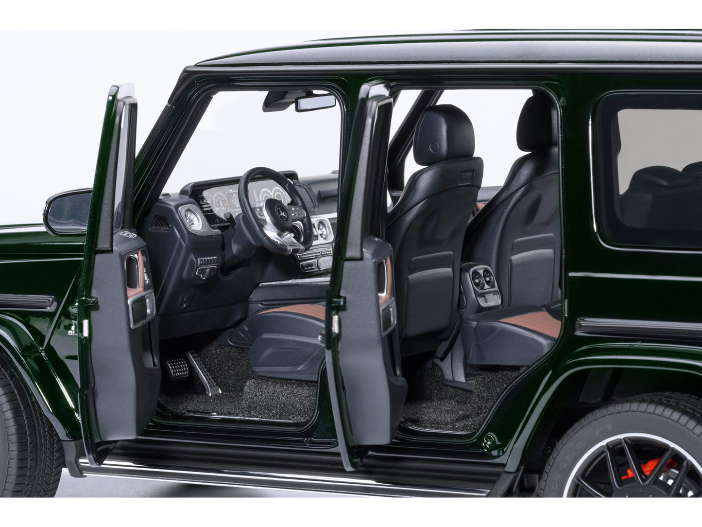 2019 Mercedes-Benz AMG G63 Emerald Green Metallic 1/18 Model Car by Autoart