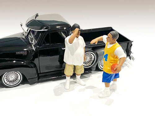"Lowriderz" Figurine III for 1/24 Scale Models by American Diorama-DiecastModeler.com