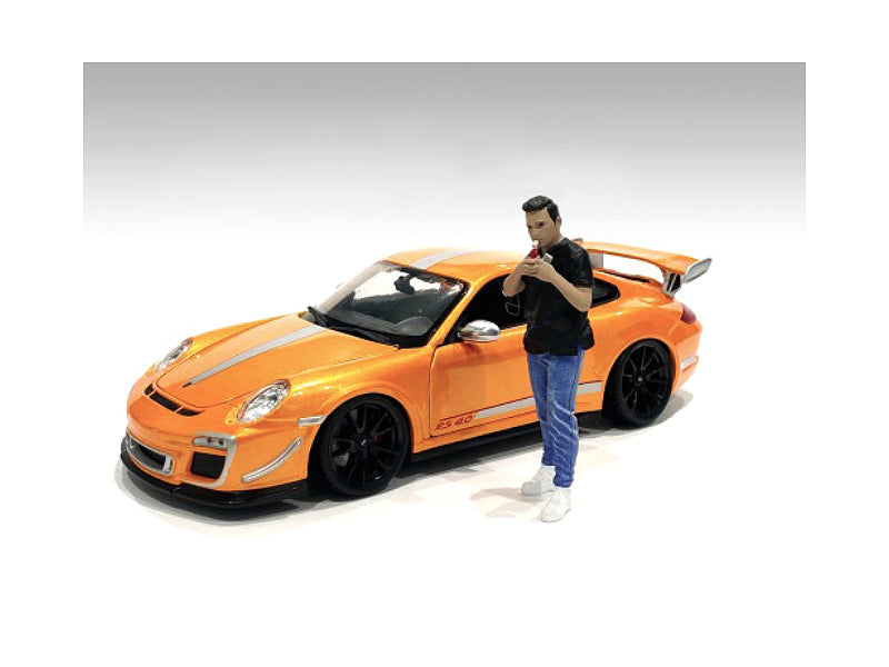 "Car Meet 1" Figurine VI for 1/24 Scale Models by American Diorama-DiecastModeler.com
