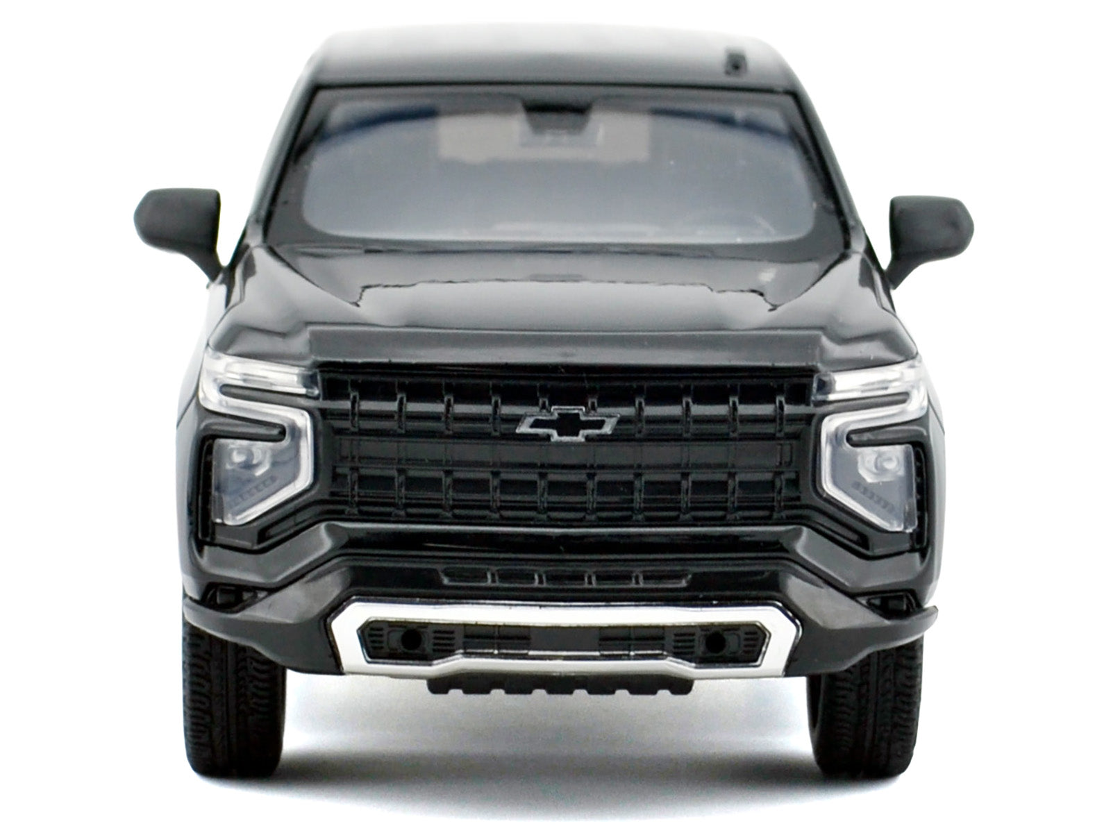 2025 Chevrolet Tahoe PPV Black and White "Custom Builder's Kit - Law Enforcement and Public Service" Series 1/24 Diecast Model Car by Motormax-DiecastModeler.com