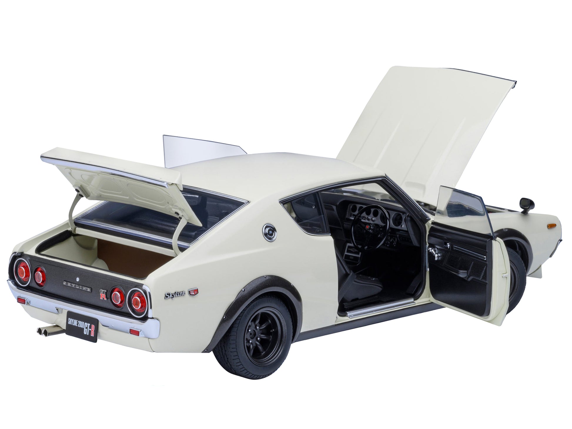 Nissan Skyline 2000GT-R (KPGC110) Tuned Version RHD (Right Hand Drive) White 1/18 Model Car by Autoart-DiecastModeler.com