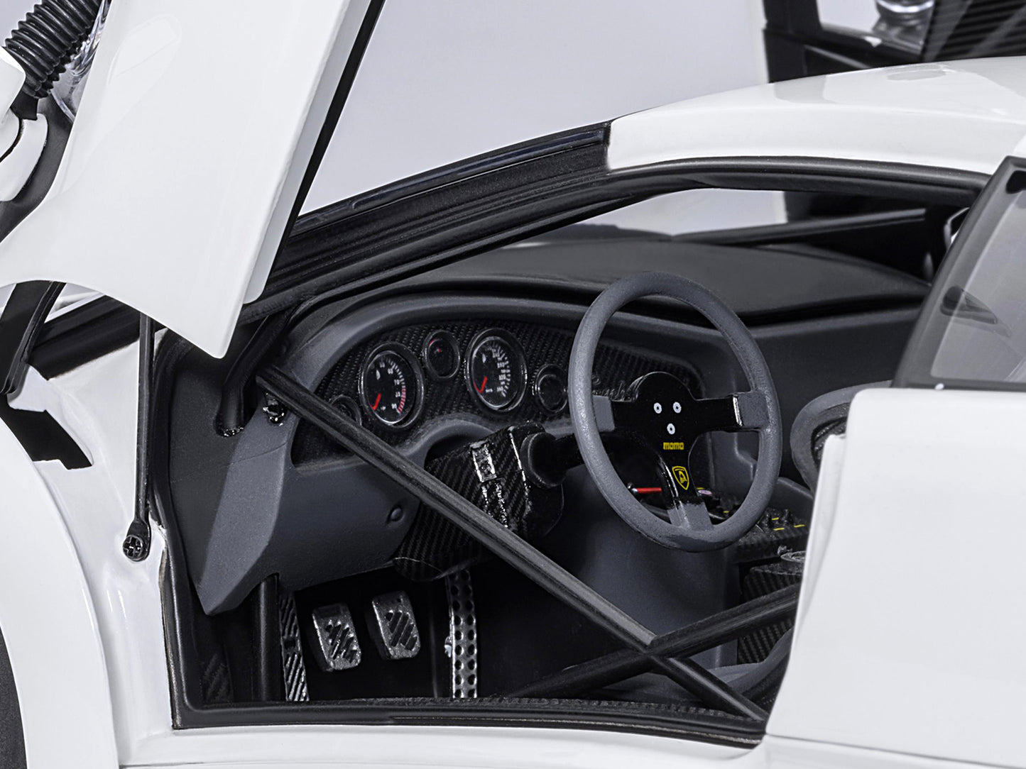 Lamborghini Diablo GTR Impact White 1/18 Model Car by Autoart-DiecastModeler.com