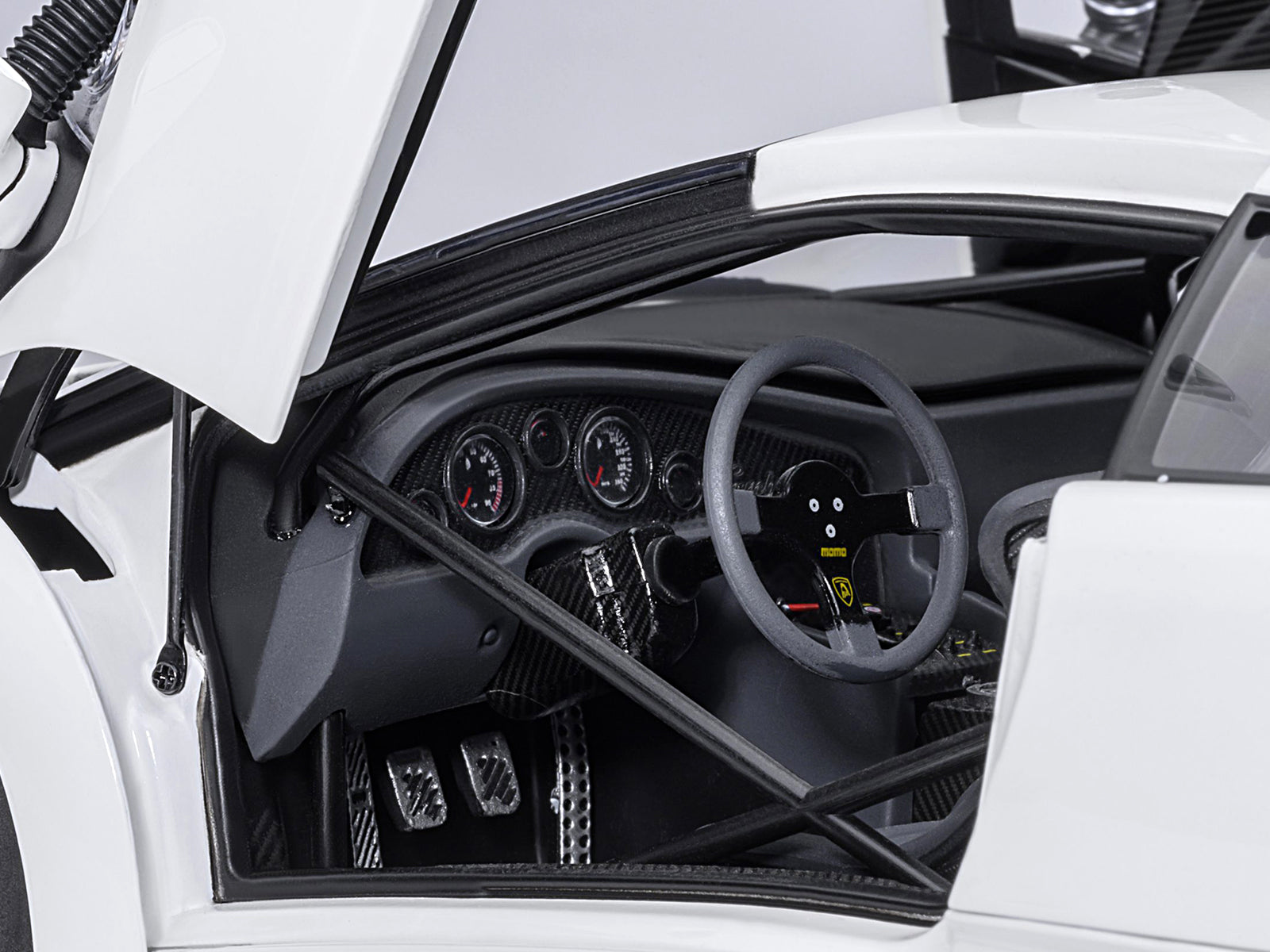 Lamborghini Diablo GTR Impact White 1/18 Model Car by Autoart-DiecastModeler.com