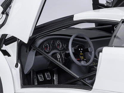 Lamborghini Diablo GTR Impact White 1/18 Model Car by Autoart