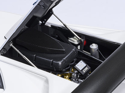Lamborghini Diablo GTR Impact White 1/18 Model Car by Autoart-DiecastModeler.com