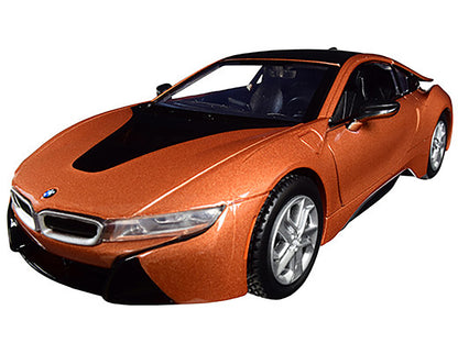 2018 BMW i8 Coupe Metallic Orange with Black Top 1/24 Diecast Model Car by Motormax-DiecastModeler.com