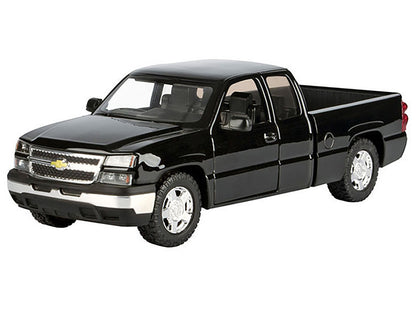 2006 Chevrolet Silverado 1500 Pickup Truck Black "Die-Cast Collection" Series 1/25 Diecast Model Car by Motormax