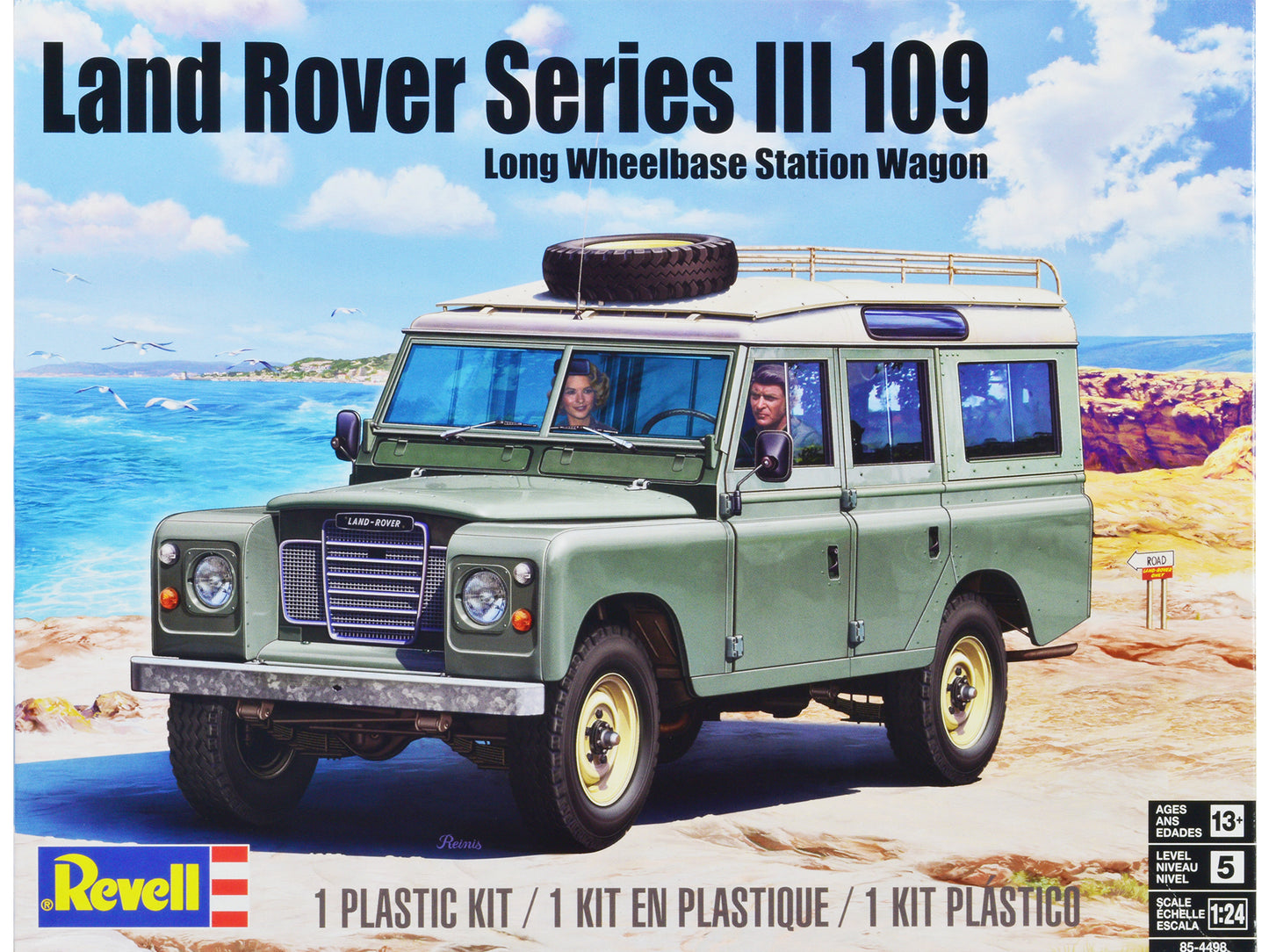 Level 5 Model Kit Land Rover Series III 109 Long Wheelbase Station Wagon 1/24 Scale Model by Revell-DiecastModeler.com