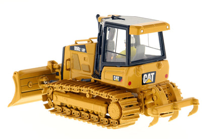 CAT Caterpillar D5K2 LGP Track Type Tractor Dozer with Ripper and Operator "High Line" Series 1/50 Diecast Model by Diecast Masters-DiecastModeler.com
