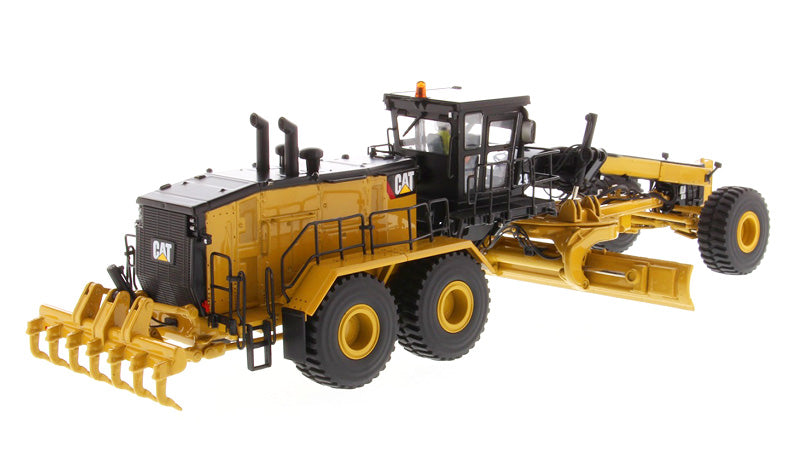 CAT Caterpillar 24 Motor Grader with Operator High Line Series 1/50 Diecast Model by Diecast Masters