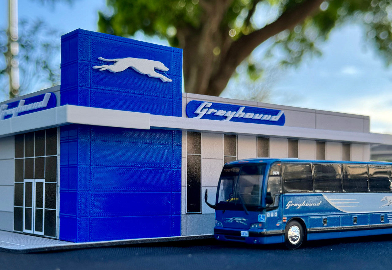 Greyhound Bus Station Diorama EZ Assembly Kit 1/87 (HO) Model by Iconic Replicas
