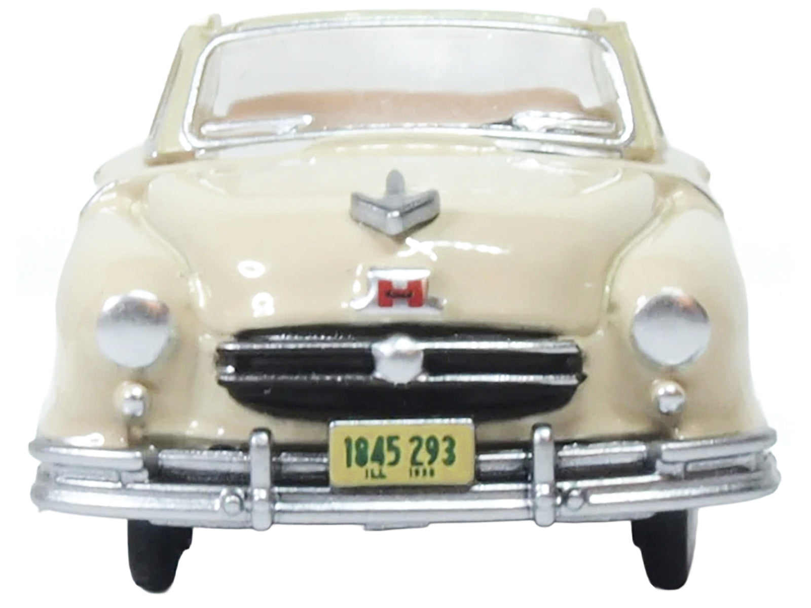 1950 Nash Rambler Custom Landau Convertible (Open) Champagne Ivory 1/87 (HO) Scale Diecast Model Car by Oxford Diecast-DiecastModeler.com