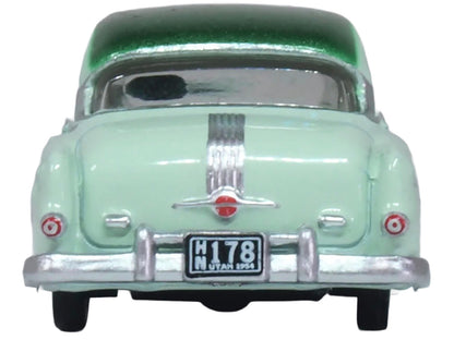 1954 Pontiac Chieftain 4 Door Shannon Green with Brookmere Green Top 1/87 (HO) Scale Diecast Model Car by Oxford Diecast