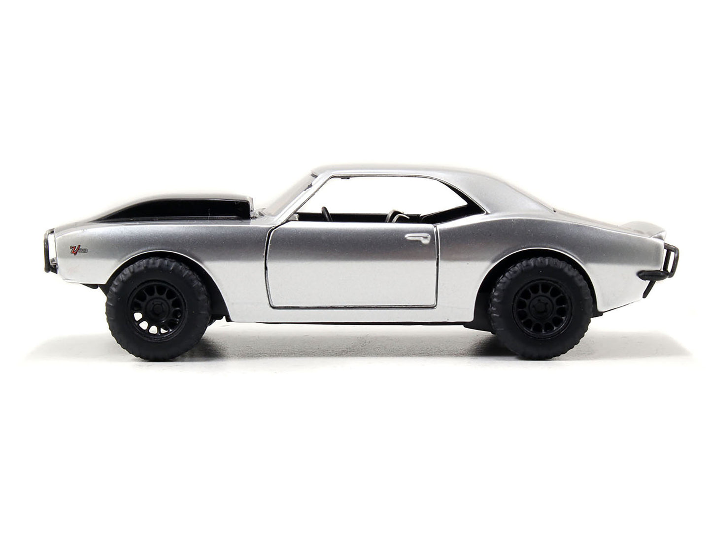 Roman's Chevrolet Camaro Z/28 Silver with Black Stripes "Fast & Furious 7" (2015) Movie 1/32 Diecast Model Car by Jada-DiecastModeler.com