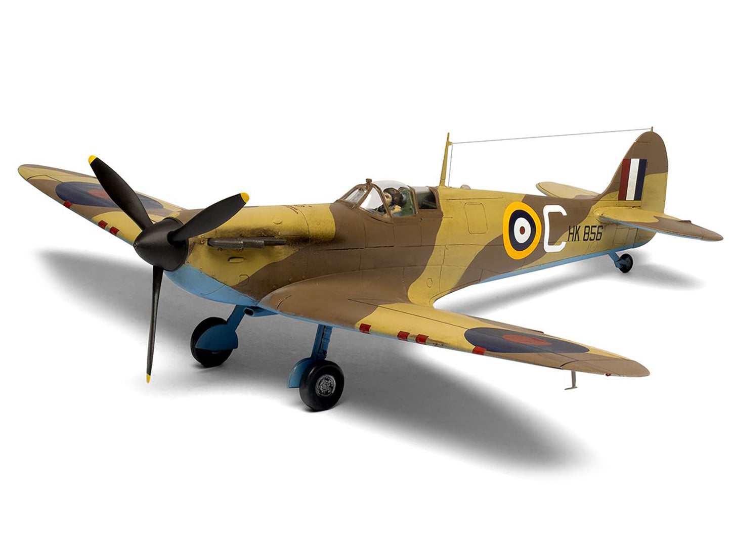Level 2 Model Kit Supermarine Spitfire Mk.I Fighter Aircraft with 3 Scheme Options 1/48 Plastic Model Kit by Airfix
