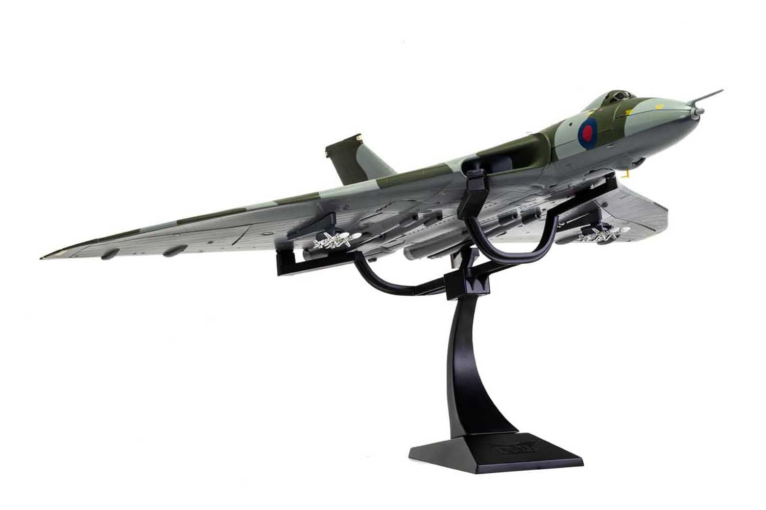 Avro Vulcan B2 Bomber Aircraft "XM597 'Black Buck 6 Shrike Missile Mission Rio de Janeiro Divert Aircraft Falklands War" (1982) British Royal Air Force "The Aviation Archive" Series 1/72 Diecast Model by Corgi-DiecastModeler.com