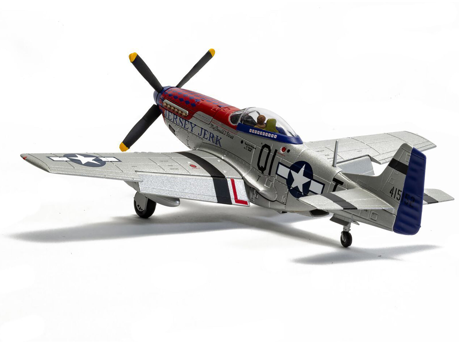 North American P-51D Mustang Aircraft "Jersey Jerk 361st Fighter Squadron Martlesham Heath" United States Army Air Forces "The Aviation Archive" Series 1/72 Diecast Model by Corgi-DiecastModeler.com