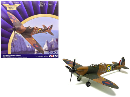 Supermarine Spitfire T.9 Aircraft "SM520 Spitfires.com Goodwood Aerodrome" British Royal Air Force "The Aviation Archive" Series 1/72 Diecast Model by Corgi-DiecastModeler.com