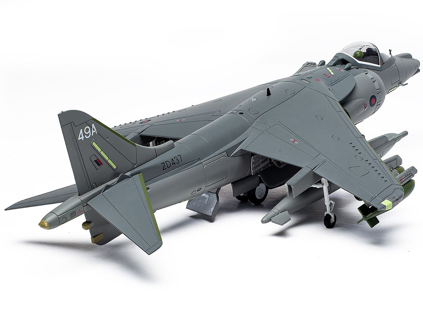 British Aerospace Harrier GR7A Aircraft "Michelle RAF No.1 Squadron Operation Herrick RAF Kandahar Afghanistan" (2007) Royal Air Force "The Aviation Archive" Series 1/48 Diecast Model by Corgi-DiecastModeler.com