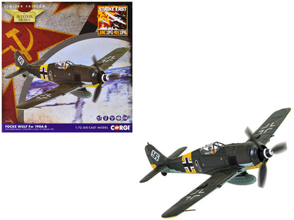 Focke-Wulf Fw 190A-8 Fighter Aircraft "Black 1 Oberleutnant Otto Kittel 2./JG54" (1945) German Luftwaffe "The Aviation Archive" Series 1/72 Diecast Model by Corgi-DiecastModeler.com