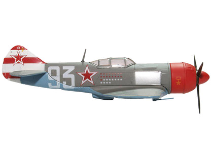 Lavochkin LA7 Fighter Plane Sergei Federovich Dolgushin 156th Fighter Regiment (1945) "Oxford Aviation" Series 1/72 Diecast Model Airplane by Oxford Diecast-DiecastModeler.com