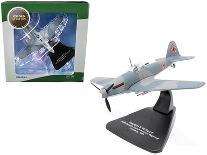 Ilyushin Il-10 "Beast" War Plane 108th Guards Assault Aviation Regiment Germany (1945) "Oxford Aviation" Series 1/72 Diecast Model Airplane by Oxford Diecast-DiecastModeler.com