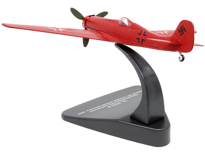 Focke-Wulf Ta 152H-0 War Plane Oberstleutnant Fritz Aufhammer Stab/JG 301 Stendall Airfield Germany (1945) "Oxford Aviation" Series 1/72 Diecast Model Airplane by Oxford Diecast-DiecastModeler.com