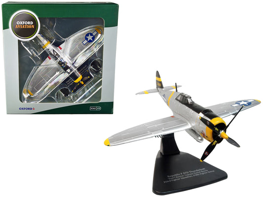 Republic P-47D Thunderbolt Fighter Plane USAAF "Captain Daniel Boone 333rd Fighter Squadron 318th Fighter Group" "Oxford Aviation" Series 1/72 Diecast Model Airplane by Oxford Diecast-DiecastModeler.com