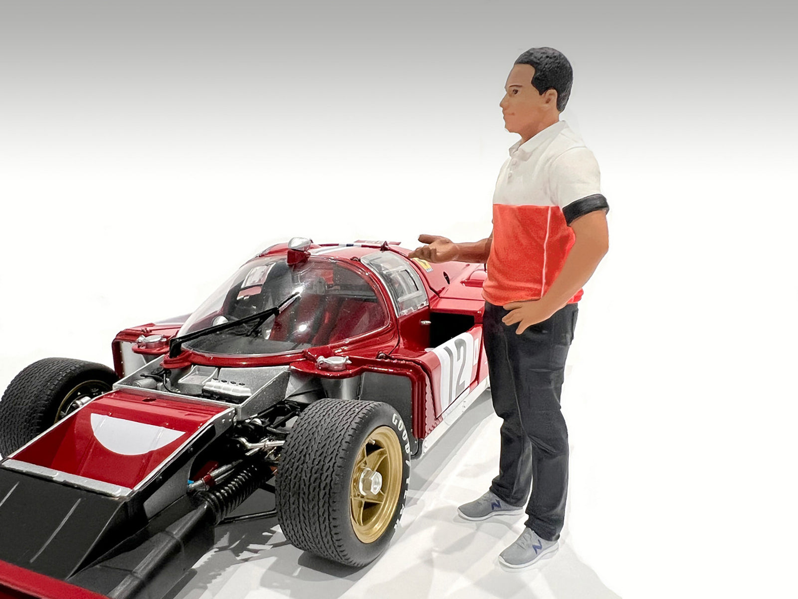 "Race Crew" Figure #4 for 1/18 scale models by American Diorama-DiecastModeler.com