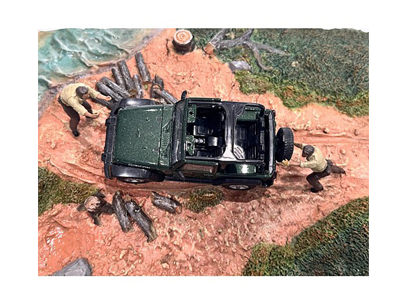 "4X4 Mechanics" 2 Piece Diecast Figure Set 3 for 1/43 Scale Models by American Diorama-DiecastModeler.com