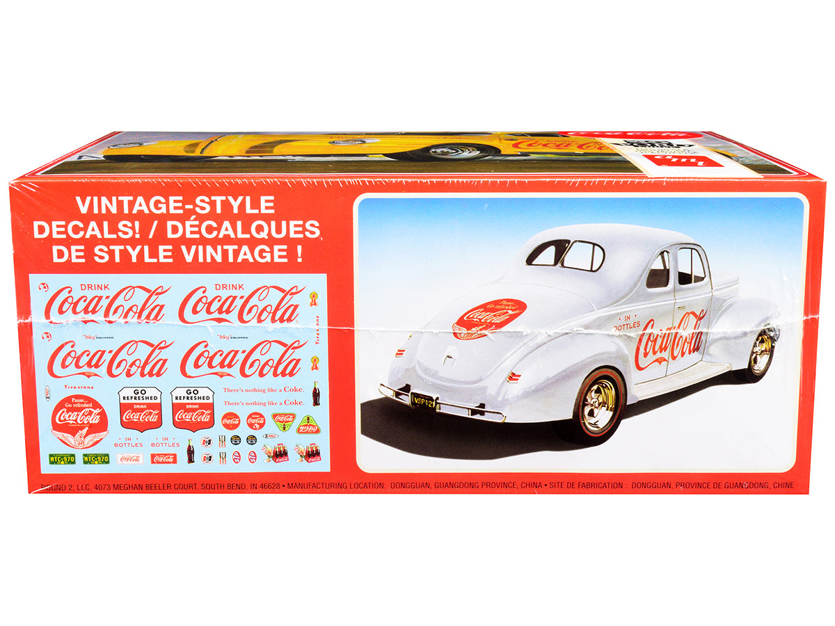 Skill 3 Model Kit 1940 Ford Coupe "Coca-Cola" 1/25 Scale Model by AMT-DiecastModeler.com