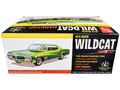 Skill 2 Model Kit 1970 Buick Wildcat Hardtop "Craftsman Plus" Series 1/25 Scale Model by AMT-DiecastModeler.com