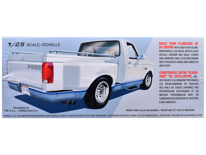 Skill 2 Model Kit 1992 Ford F-150 Flare Side Pickup Truck 1/25 Scale Model by AMT-DiecastModeler.com