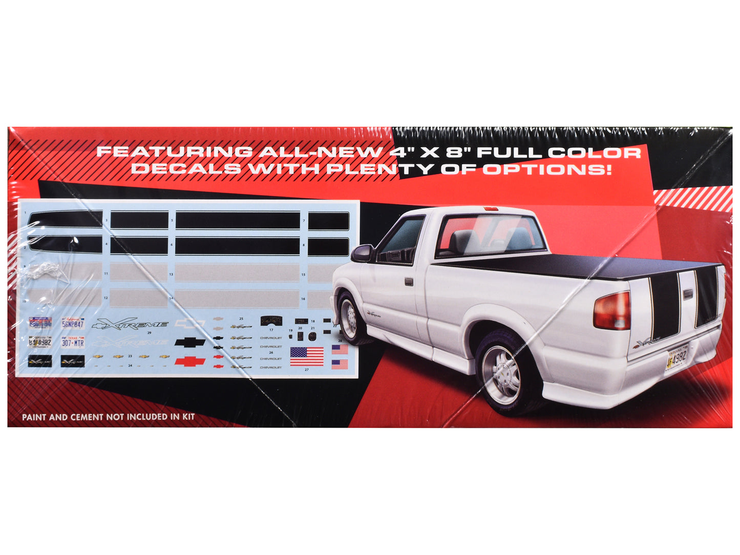 Skill 2 Model Kit 1999 Chevrolet S-10 Xtreme Pickup Truck 1/25 Scale Model by AMT-DiecastModeler.com