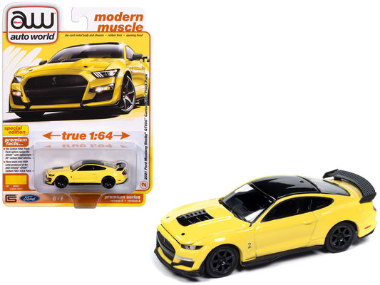 2021 Ford Mustang Shelby GT500 Carbon Fiber Track Pack Grabber Yellow with Black Top "Modern Muscle" Series 1/64 Diecast Model Car by Auto World-DiecastModeler.com