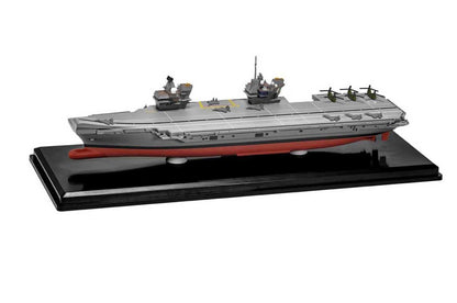 HMS Queen Elizabeth (R08) Aircraft Carrier "Queen Elizabeth-Class" British Royal Navy "Naval Power" Series 1/1250 Diecast Model by Corgi-DiecastModeler.com