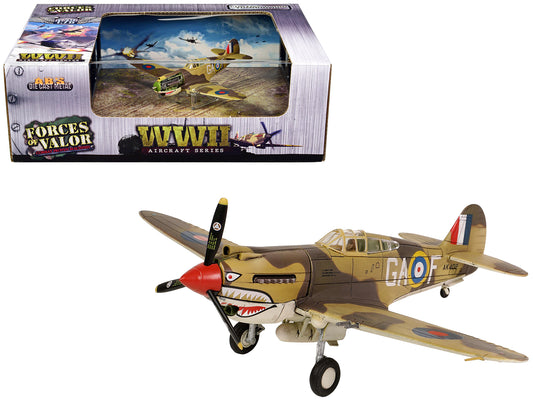 Curtiss P-40B Tomahawk MK IIB Aircraft Fighter "112 Squadron (Royal Air Force) AK402 GA-F North Africa" (October 1941) "WW2 Aircrafts Series" 1/72 Diecast Model by Forces of Valor-DiecastModeler.com