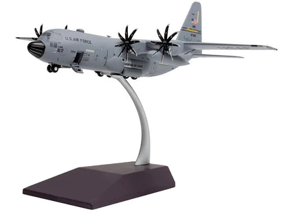 Lockheed C-130H3 Hercules Transport Aircraft "Montana Air National Guard Great Falls ANGB" United States Air Force "Gemini 200" Series 1/200 Diecast Model Airplane by GeminiJets