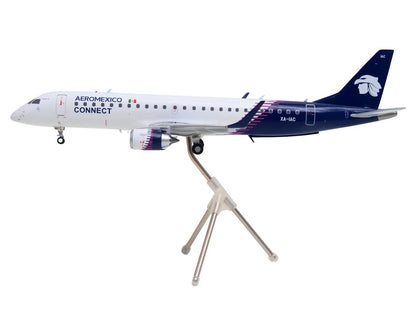 Embraer ERJ-190 Commercial Aircraft "Aeromexico Connect" (XA-IAC) White with Blue Tail "Gemini 200" Series 1/200 Diecast Model Airplane by GeminiJets