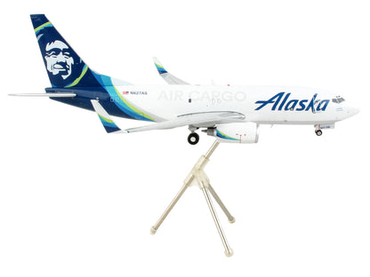Boeing 737-700BDSF Commercial Aircraft "Alaska Air Cargo" White with Blue Tail "Gemini 200" Series 1/200 Diecast Model Airplane by GeminiJets-DiecastModeler.com