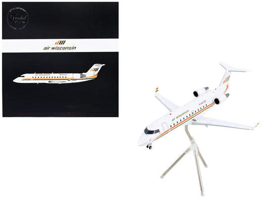 Bombardier CRJ200 Commercial Aircraft "Air Wisconsin" White with Orange and Green Stripes "Gemini 200" Series 1/200 Diecast Model Airplane by GeminiJets-DiecastModeler.com
