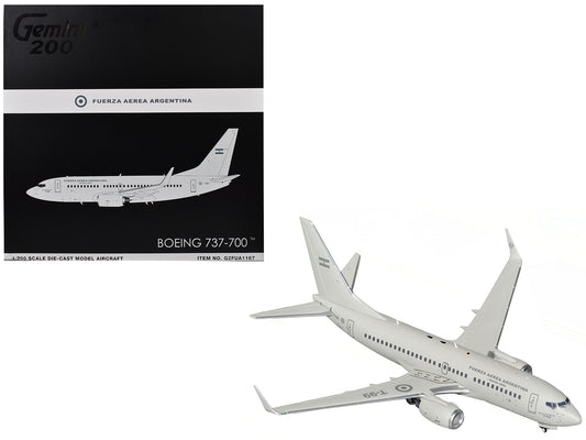 Boeing 737-700 Transport Aircraft "Fuerza Aerea Argentina (Air Force)" (T-99) Gray "Gemini 200" Series 1/200 Diecast Model Airplane by GeminiJets-DiecastModeler.com