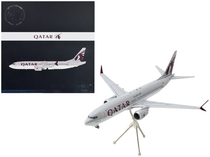 Boeing 737 MAX 8 Commercial Aircraft "Qatar Airways" Gray and White with Tail Graphics "Gemini 200" Series 1/200 Diecast Model Airplane by GeminiJets-DiecastModeler.com