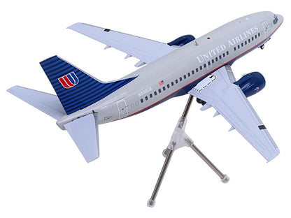 Boeing 737-500 Commercial Aircraft "United Airlines - Classic 737 Series" (N936UA) Gray with Blue Tail "Gemini 200" Series 1/200 Diecast Model Airplane by GeminiJets